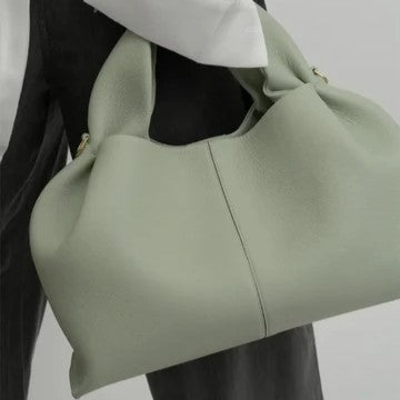 Valencia - Grained shoulder bag with removable strap