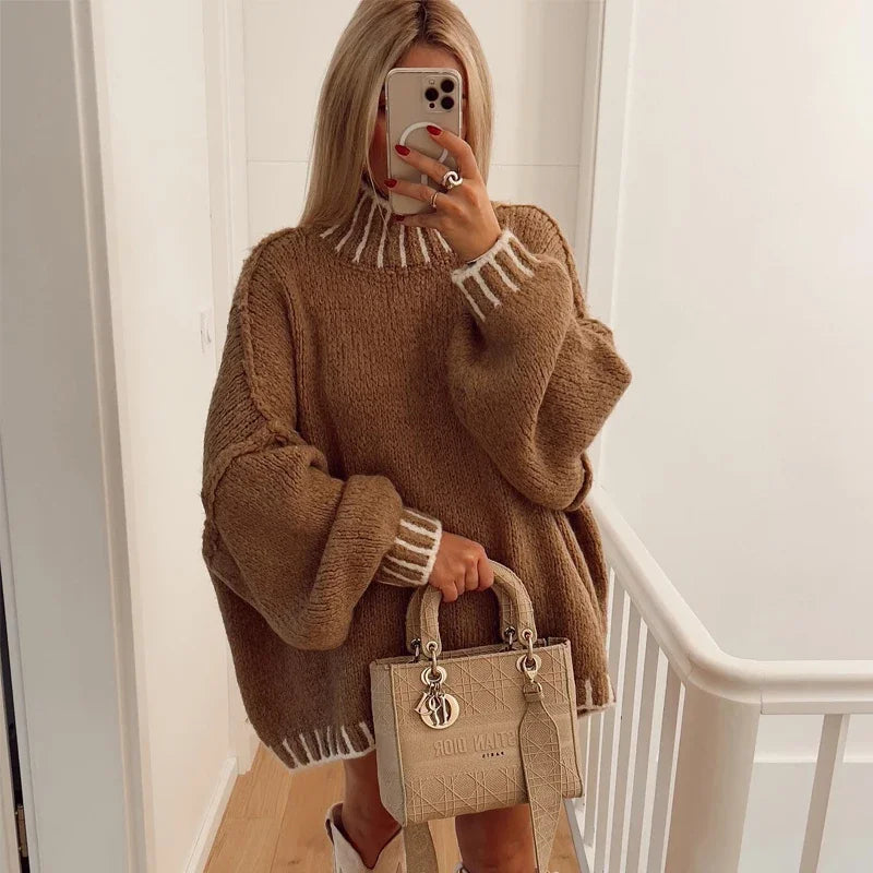 Imogen - Oversized knit sweater with contrast turtleneck