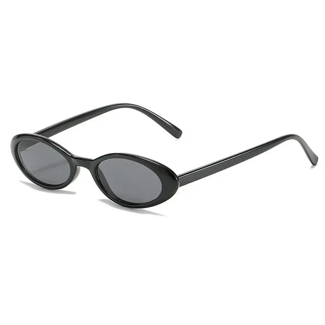 Luna - Trendy oval sunglasses with a tortoiseshell frame